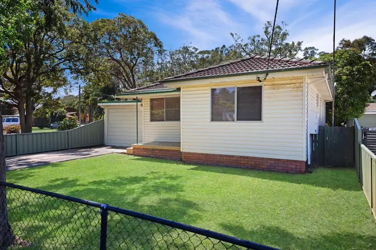 2 Elanora Road, Umina Beach NSW 2257