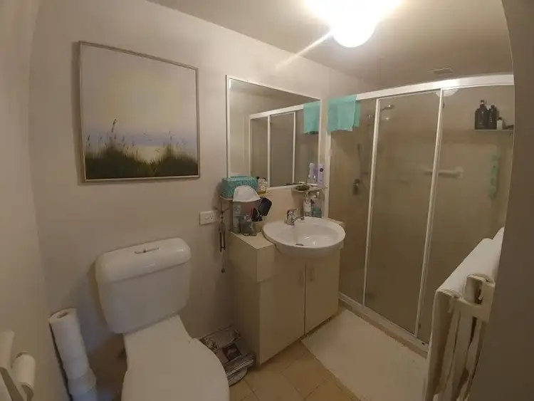 Sixth view of Homely unit listing, 1/22 Jennifer Avenue, Runaway Bay QLD 4216