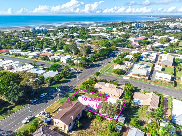 10 Dover Street, Pialba QLD 4655