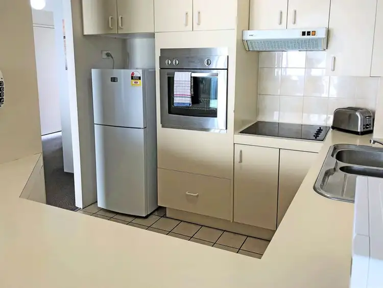 Fifth view of Homely unit listing, 22/22 Jennifer Avenue, Runaway Bay QLD 4216