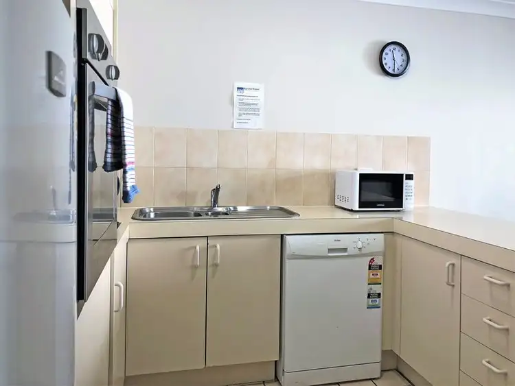 Sixth view of Homely unit listing, 22/22 Jennifer Avenue, Runaway Bay QLD 4216
