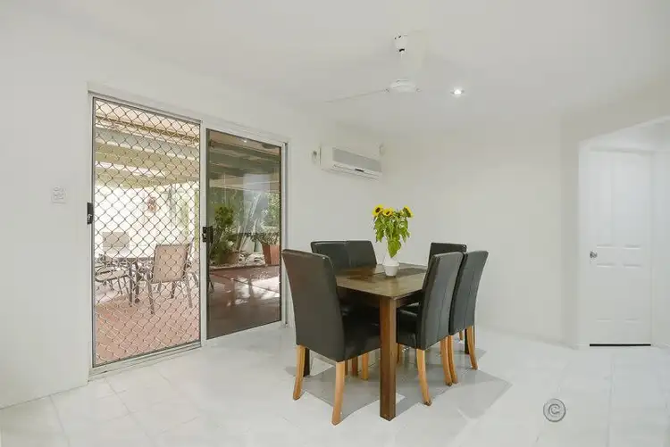Fifth view of Homely house listing, 4 Cornwall Close, Heritage Park QLD 4118