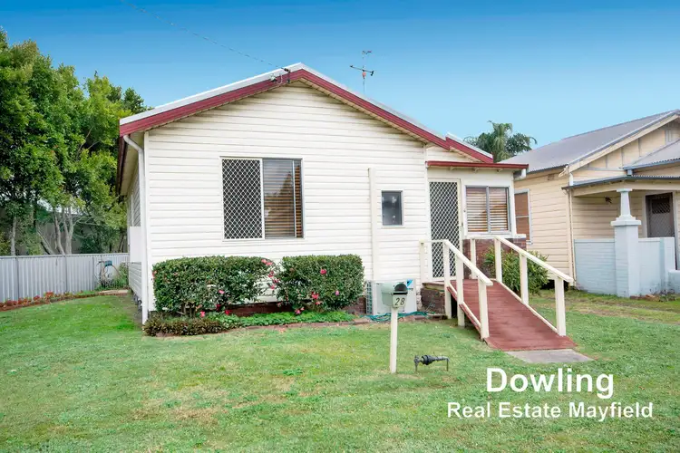 28 Ackeron Street, Mayfield NSW 2304