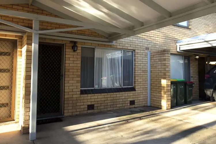2/12 Higgins Avenue, Wagga Wagga NSW 2650