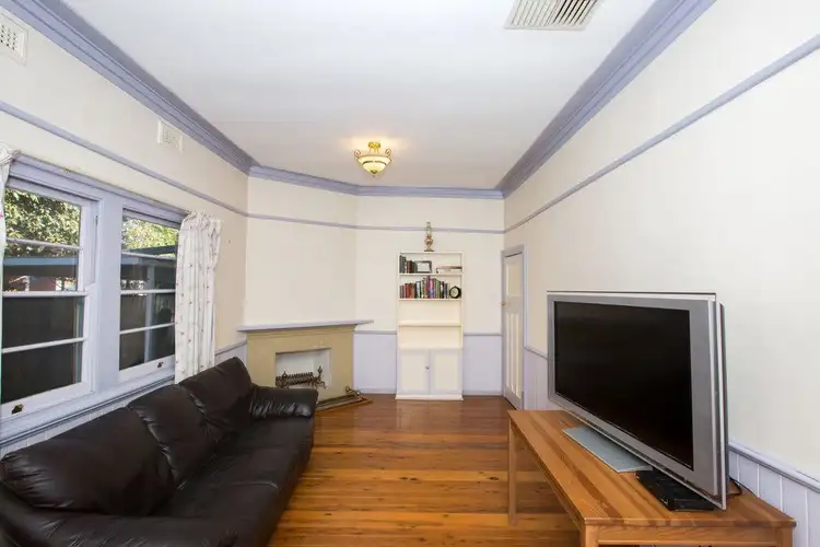 Sixth view of Homely house listing, 72 Bourke Street, Turvey Park NSW 2650