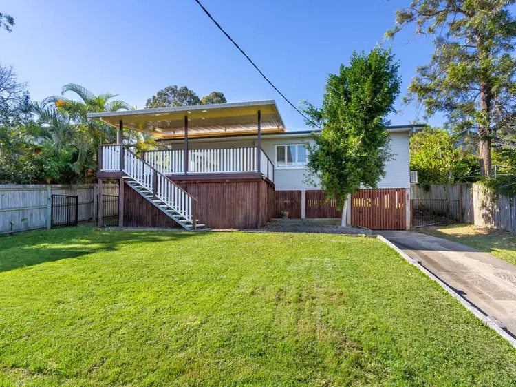 19 Alkoomi Avenue, Ferny Hills QLD 4055