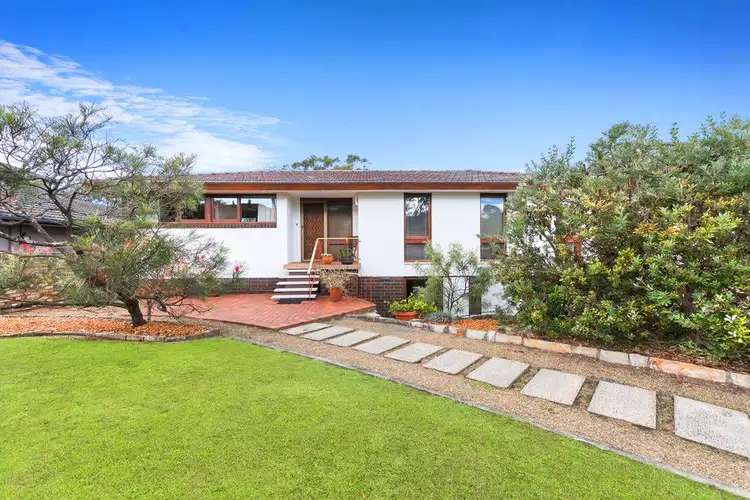 11 Finian Avenue, Killarney Heights NSW 2087