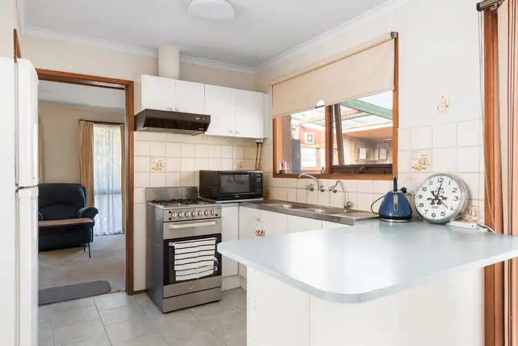 Fourth view of Homely house listing, 6 Dorchester Cres, Carrum Downs VIC 3201
