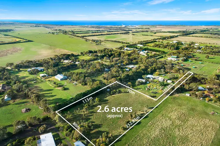 135 Bluestone School Road, Connewarre VIC 3227