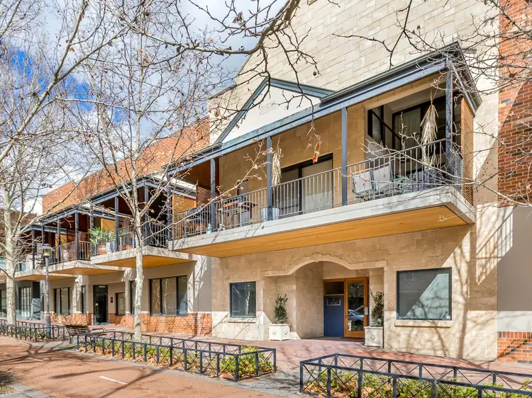 2/7 Centro Avenue, Subiaco WA 6008