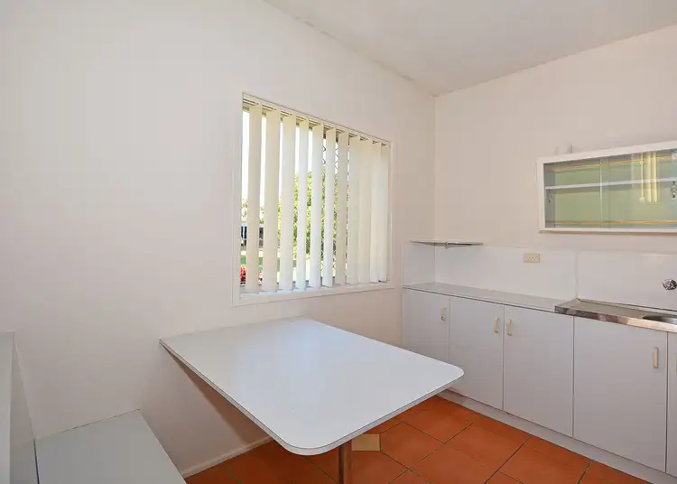 Sixth view of Homely unit listing, 3/581 Esplanade, Urangan QLD 4655