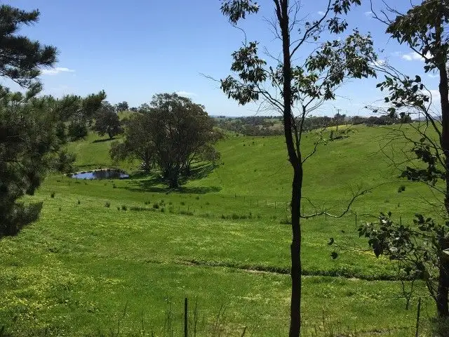1 Hillview Drive, Broadford VIC 3658