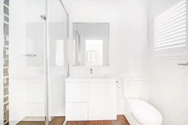 Fifth view of Homely villa listing, 2./28. Webb Road, Booker Bay NSW 2257