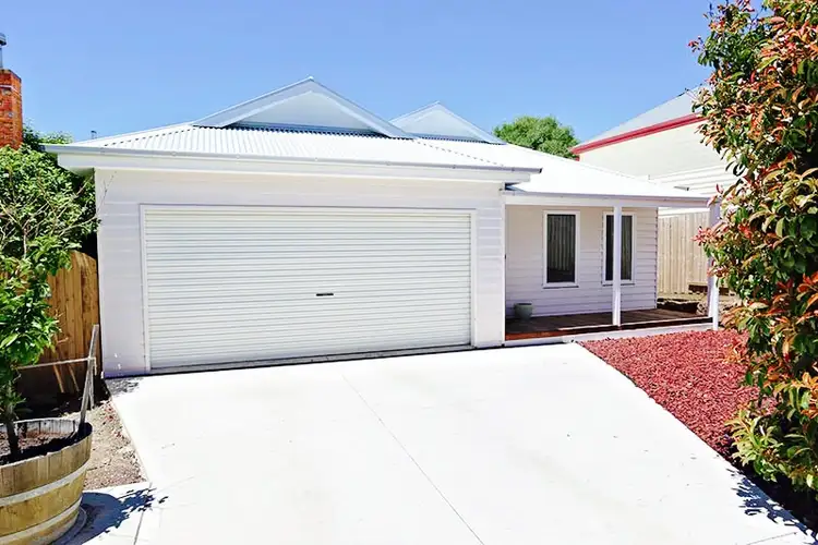 82B Main Road, Lancefield VIC 3435