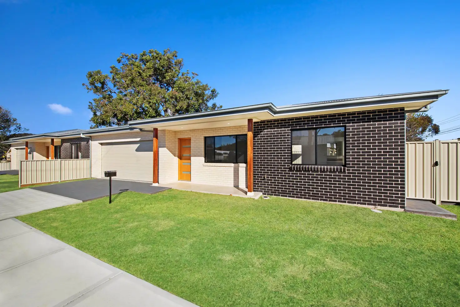 Main view of Homely villa listing, 2/2B Palm Street, Ettalong Beach NSW 2257