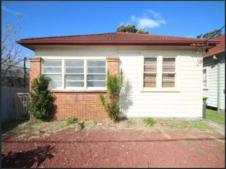 24 Baker Street, Mayfield NSW 2304