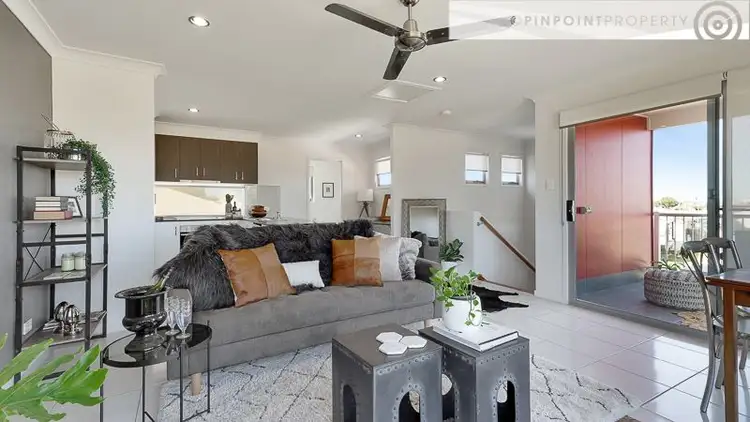 Main view of Homely townhouse listing, 1/11 Makybe Diva Drive, Ooralea QLD 4740