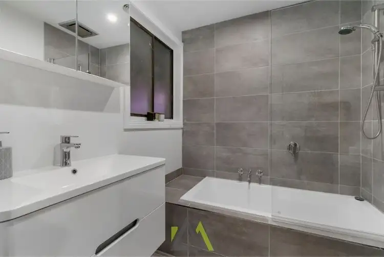 13 Excelsior Drive, Frankston North VIC 3200