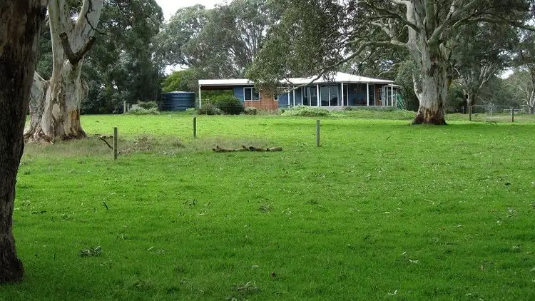 6997 Dartmoor-Hamilton Road, Hamilton VIC 3300