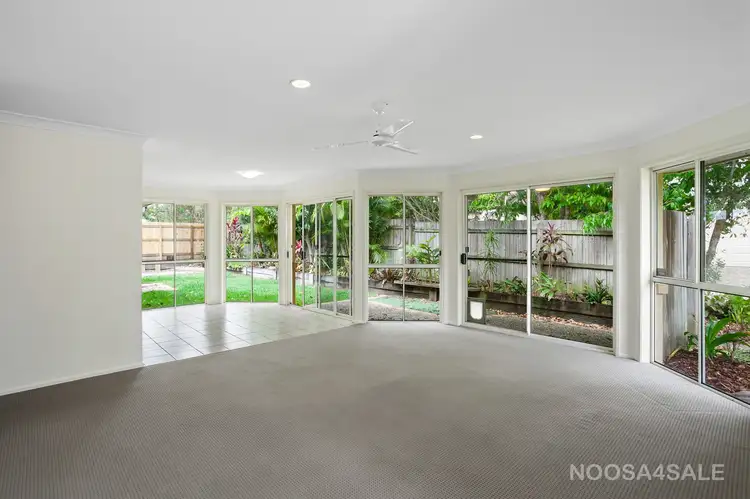 15 Raven Way, Noosaville QLD 4566