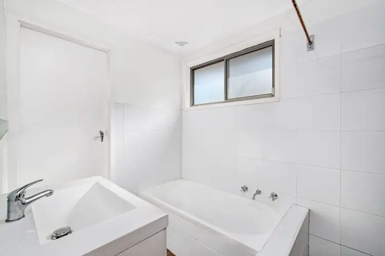 Fifth view of Homely house listing, 3 Wren Close, Thornton NSW 2322