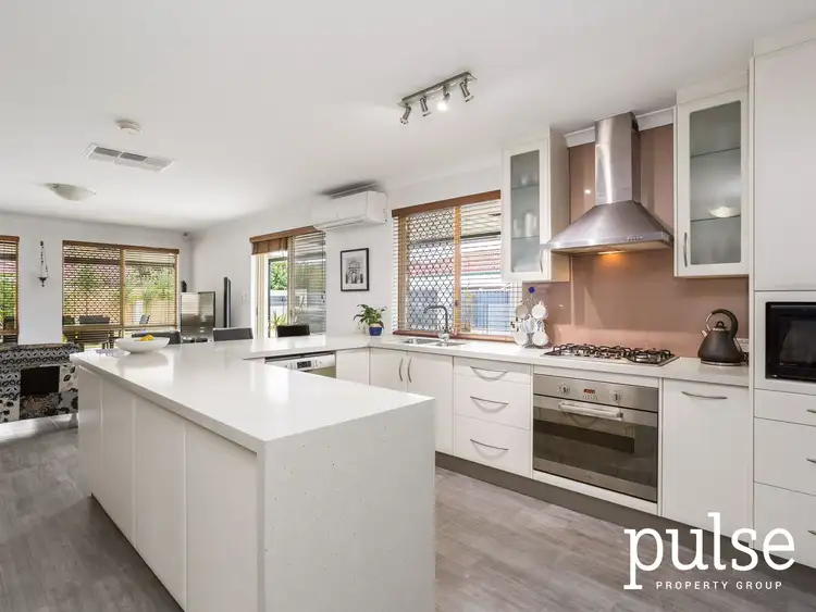1 Chamberlain Circle, Bateman WA 6150