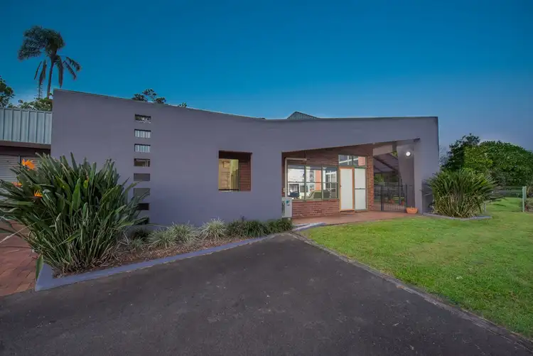 Second view of Homely house listing, 2 Finemore Crescent, Qunaba QLD 4670