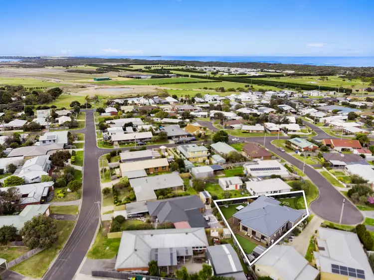 Sixth view of Homely house listing, 8 Knowle Court, Ocean Grove VIC 3226