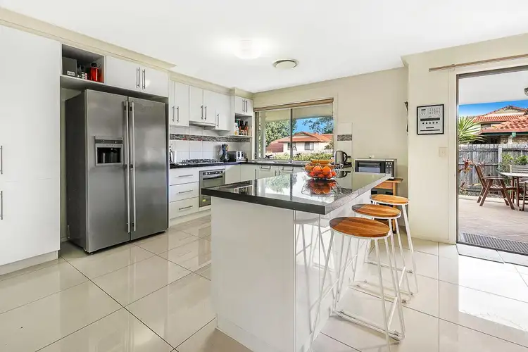 8/212 Central Street, Labrador QLD 4215