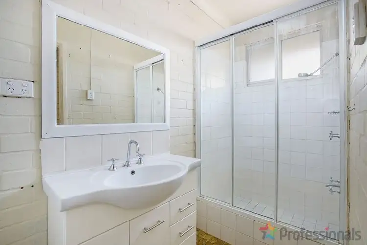 Sixth view of Homely unit listing, 1/50 O'Connor Road, Armidale NSW 2350