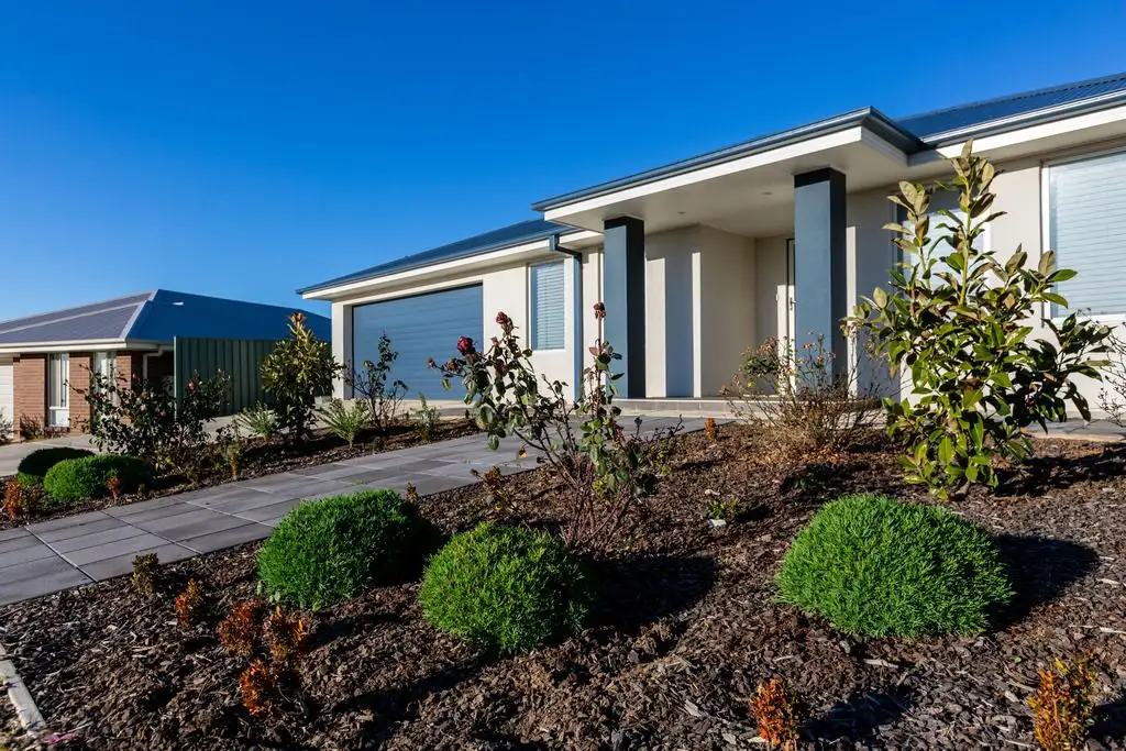 Main view of Homely house listing, 26 Tantoon Circuit, Forest Hill NSW 2651