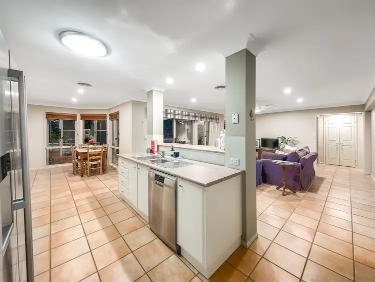 Seventh view of Homely house listing, 2 Harvey Close, Brookfield QLD 4069