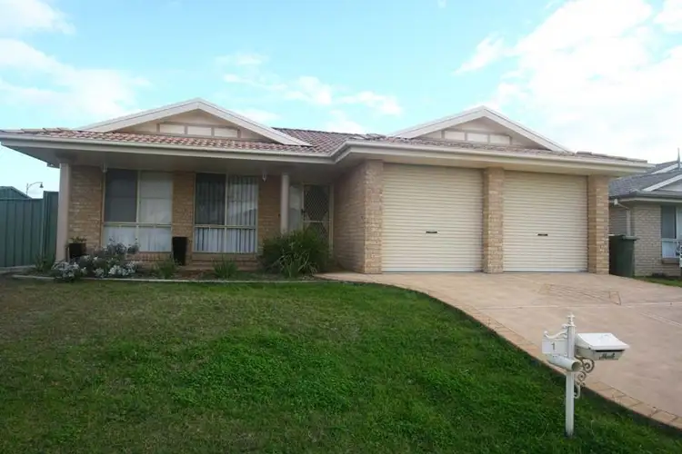 1 Candlebush Place, Thornton NSW 2322
