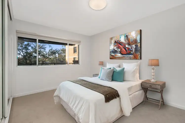 Fifth view of Homely unit listing, 10/136 Macquarie Street, St Lucia QLD 4067