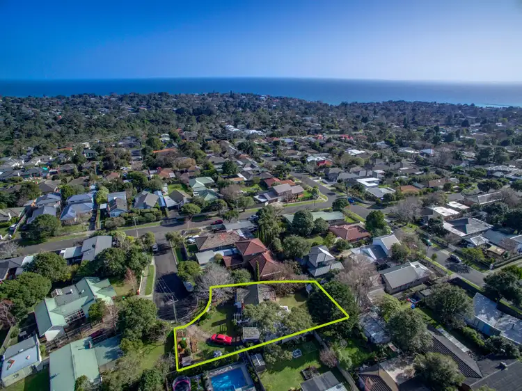 Second view of Homely house listing, 3 Handley Court, Frankston South VIC 3199