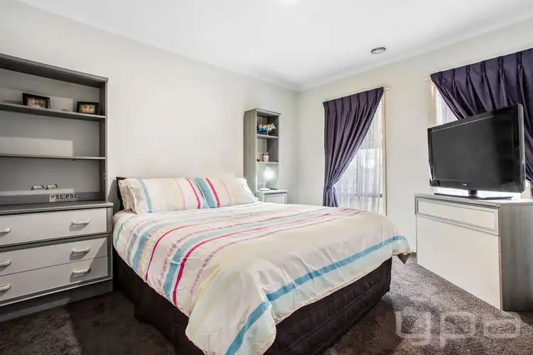 Third view of Homely house listing, 3 Lavender Place, Hoppers Crossing VIC 3029