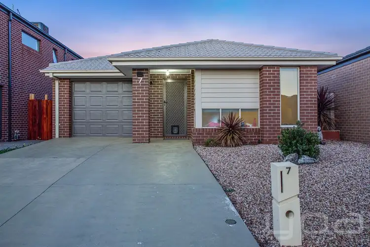 7 Wells Road, Point Cook VIC 3030