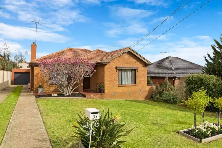 33 Arthur Street, Aberfeldie VIC 3040