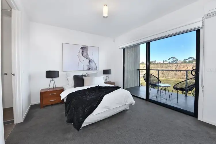 Sixth view of Homely townhouse listing, 14 Mainridge Vista, Keilor East VIC 3033