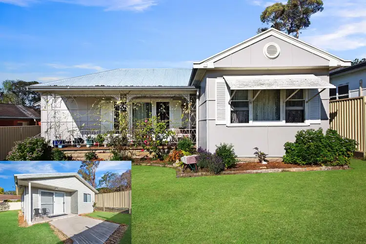4 Sunnyside Avenue, Point Clare NSW 2250