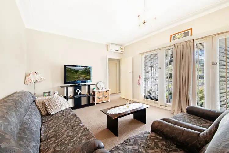 Sixth view of Homely house listing, 4 Sunnyside Avenue, Point Clare NSW 2250