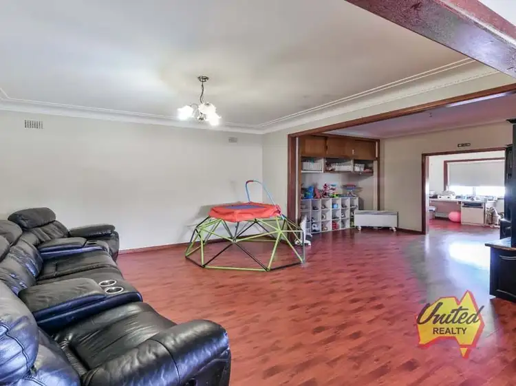 Fifth view of Homely house listing, 675 Bents Basin Road, Wallacia NSW 2745