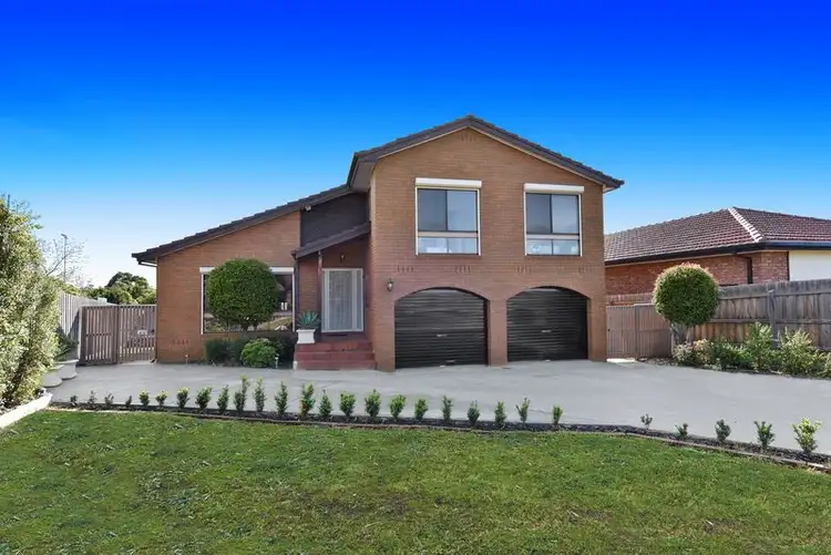 4 Camlarni Close, Avondale Heights VIC 3034