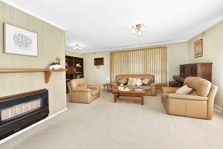 Second view of Homely house listing, 6 West Gateway, Keilor East VIC 3033