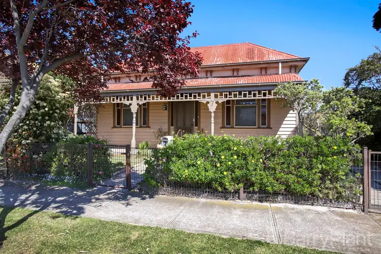 7 Fraser Street, Sunshine VIC 3020