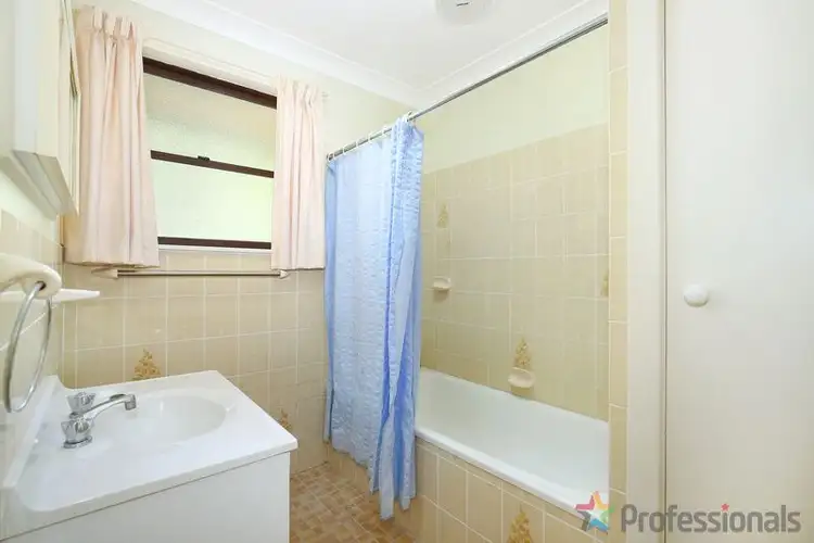 Sixth view of Homely house listing, 7 Burgess Street, Armidale NSW 2350
