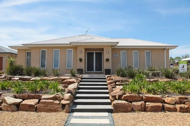 6 Durack Circuit, Boorooma NSW 2650