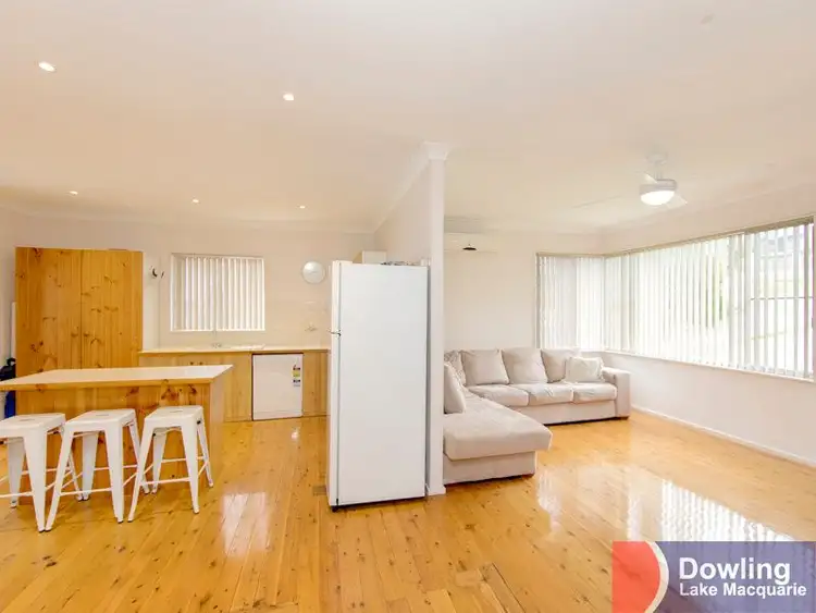 82 Old Belmont Road, Belmont North NSW 2280
