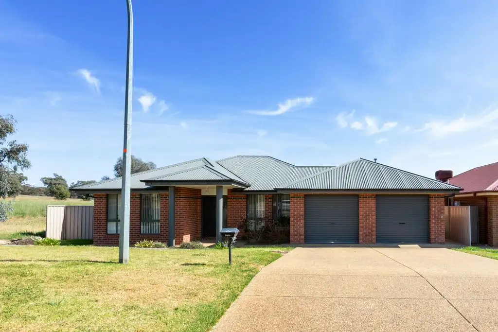 Main view of Homely house listing, 129 Yentoo Drive, Glenfield Park NSW 2650