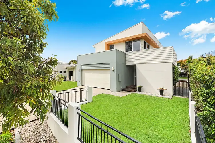 6 Bolwarra Place, Meridan Plains QLD 4551